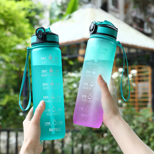 1000 ml Sportwasserflasche mit Strohhalm, auslaufsicher